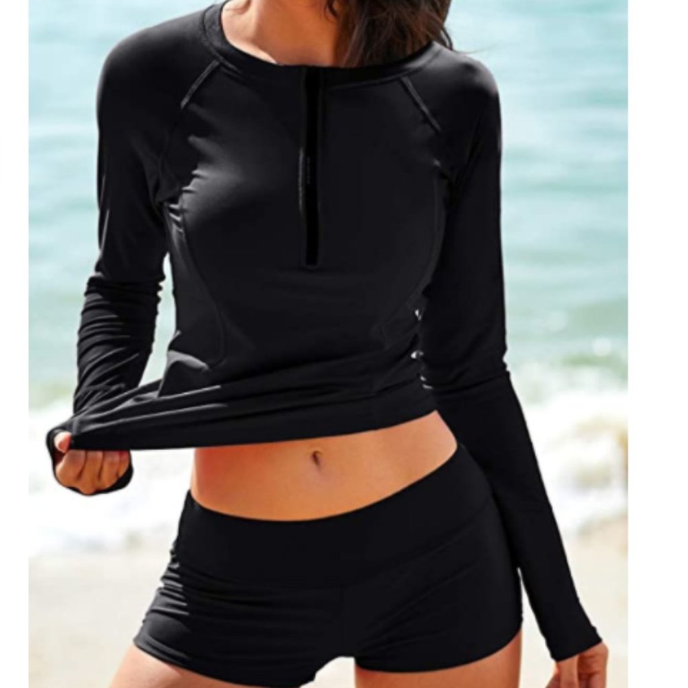 Relaxing Two Piece Rash Guard Long Sleeve Swimsuit - Picture 2 of 5